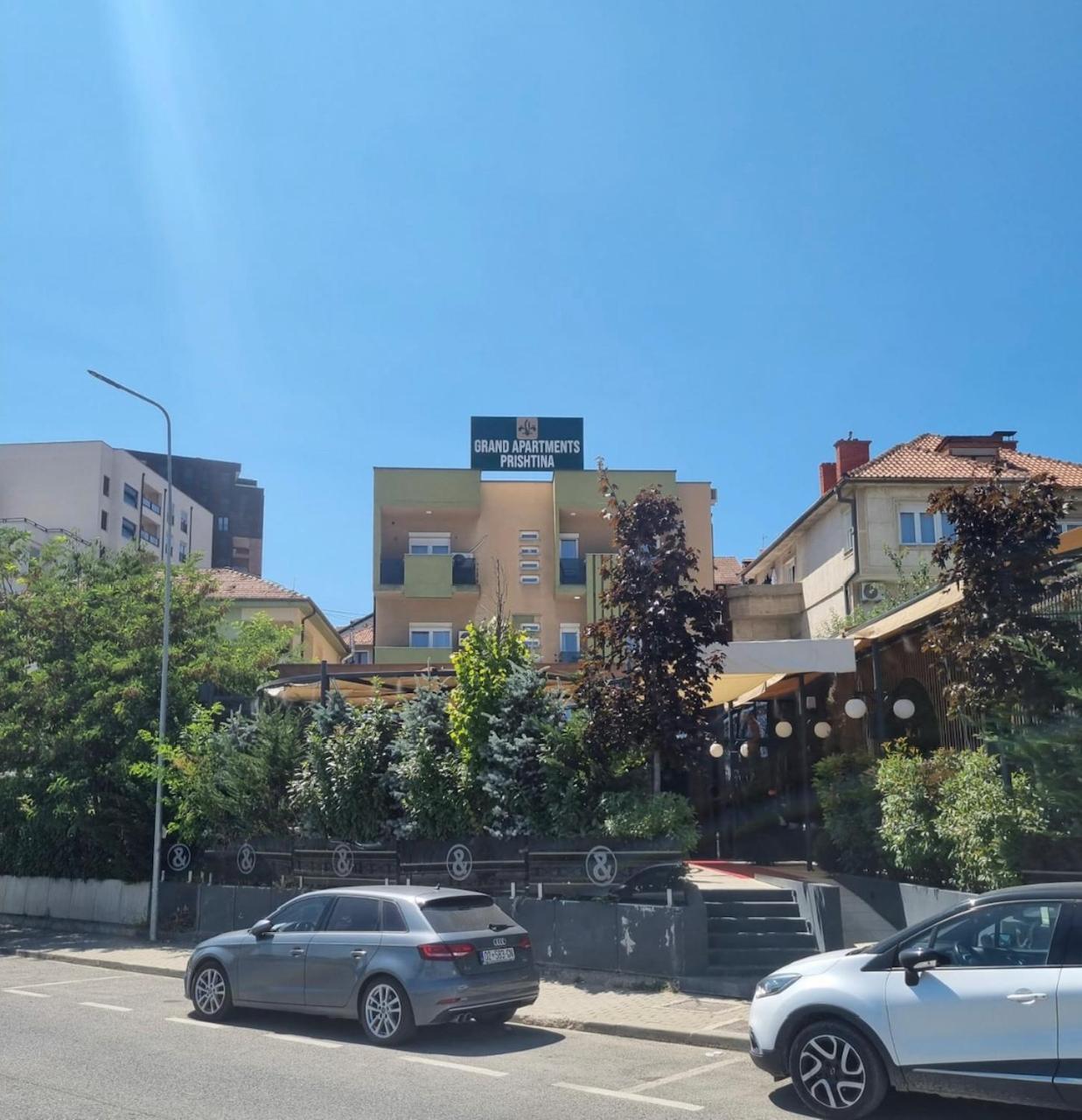 Grand Apartments Prishtina Pristina Exterior photo